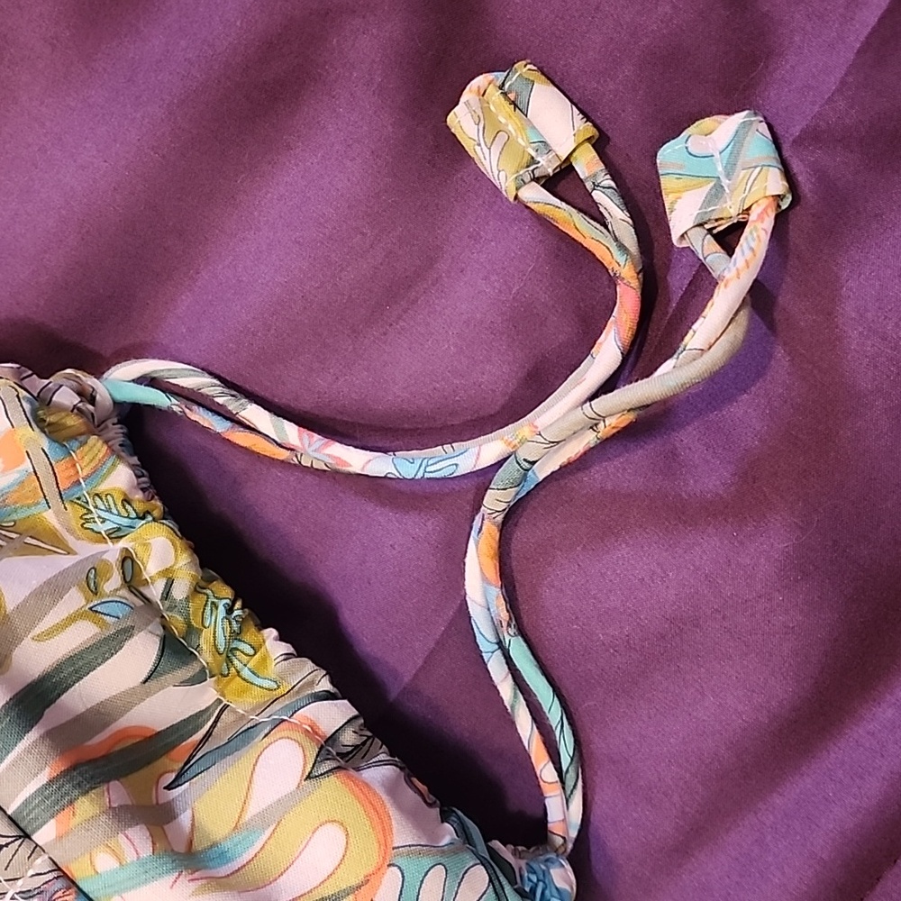 Vera Bradley Travel Toiletry Bag - Picture 8 of 12